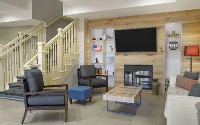 Photo 4 - Country Inn & Suites by Radisson, Tampa Airport North, FL