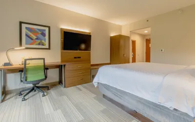 Photo 5 - Holiday Inn Express Johnson City by IHG