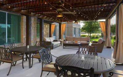Photo 2 - Fairfield Inn & Suites by Marriott Dallas Plano/The Colony