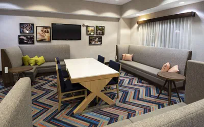 Photo 3 - Hampton Inn Greenville