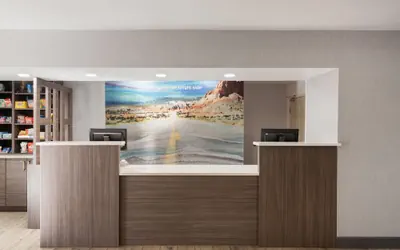 Photo 5 - La Quinta Inn & Suites by Wyndham Tucumcari