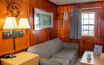 Photo 5 - Seahorse Inn and Cottages