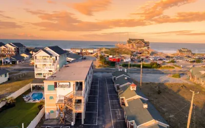 Photo 2 - Seahorse Inn and Cottages