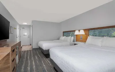 Photo 5 - Hampton Inn & Suites Lincoln - Northeast I-80