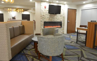 Holiday Inn Express Waterloo Cedar Falls by IHG