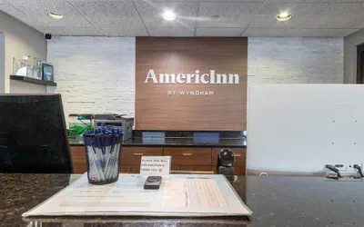 Photo 4 - AmericInn by Wyndham Green Bay East