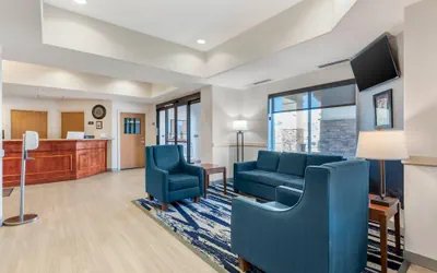 Photo 4 - Comfort Inn & Suites Rifle