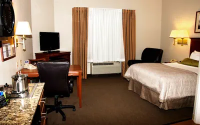 Photo 5 - Candlewood Suites Columbus Fort Benning by IHG