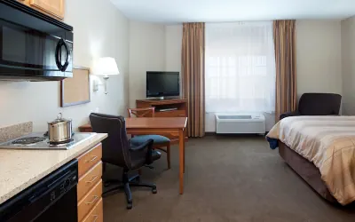 Photo 3 - Candlewood Suites Columbus Fort Benning by IHG