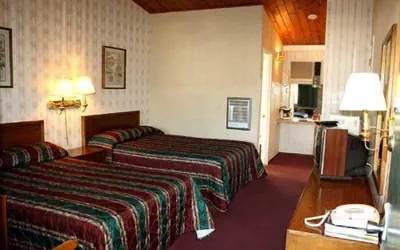 Photo 3 - Travelodge by Wyndham Ukiah