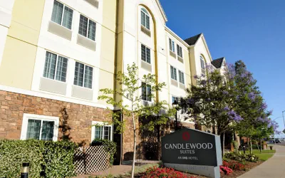 Photo 2 - Candlewood Suites Santa Maria by IHG