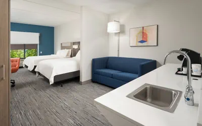 Photo 5 - Holiday Inn Express & Suites Newport S by IHG