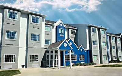 Photo 2 - Microtel Inn & Suites by Wyndham Council Bluffs/Omaha