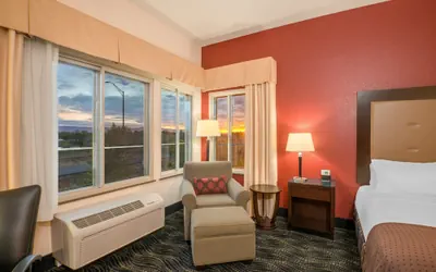 Photo 3 - Holiday Inn & Suites Grand Junction-Airport by IHG