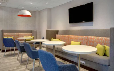Photo 4 - Hampton Inn & Suites Yonkers