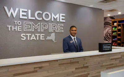 Photo 5 - Hampton Inn & Suites Yonkers