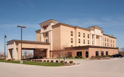 Photo 2 - Hampton Inn Macomb