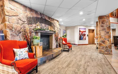 Photo 4 - Best Western Rocky Mountain Lodge