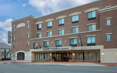 Photo 2 - Courtyard by Marriott Fredericksburg Historic District