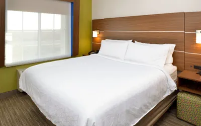 Photo 4 - Holiday Inn Express Hotel & Suites Lodi by IHG
