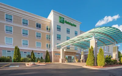 Photo 2 - Holiday Inn Jackson NW - Airport Road by IHG