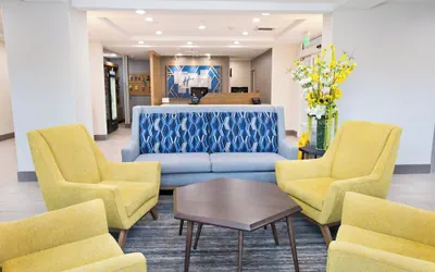 Photo 3 - Holiday Inn Express & Suites Sacramento NE Cal Expo by IHG