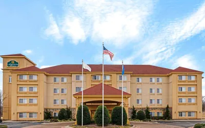 Photo 2 - La Quinta Inn & Suites by Wyndham Stillwater-University Area
