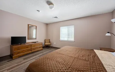 Photo 4 - Affordable Suites Greenville