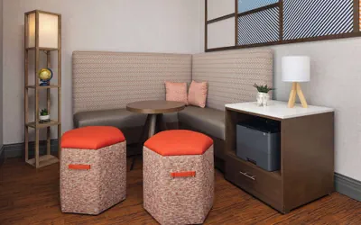 Photo 2 - Hampton Inn Fairmont