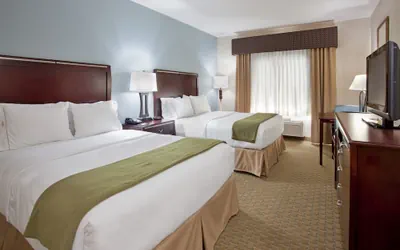 Photo 3 - Holiday Inn Express Hotel & Suites Pittsburg by IHG
