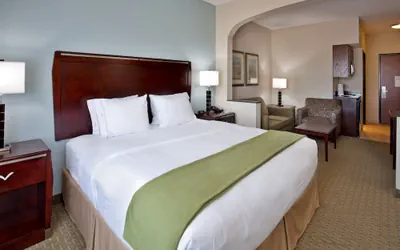 Photo 4 - Holiday Inn Express Hotel & Suites Pittsburg by IHG