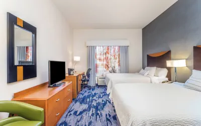 Photo 5 - Fairfield Inn & Suites by Marriott Madison East