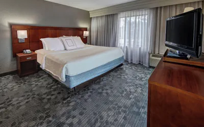 Photo 2 - Courtyard by Marriott Troy