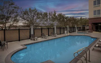 Photo 2 - Fairfield Inn & Suites Phoenix Chandler / Fashion Center