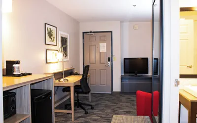 Photo 3 - Country Inn & Suites by Radisson, Carlisle, PA