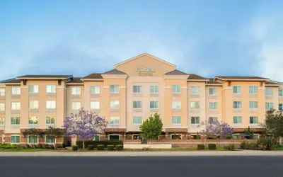 Photo 2 - Fairfield Inn & Suites by Marriott Santa Maria