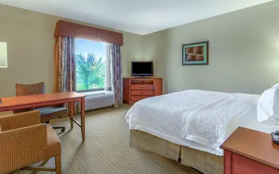 Photo 4 - Hampton Inn Okeechobee - Lake Okeechobee