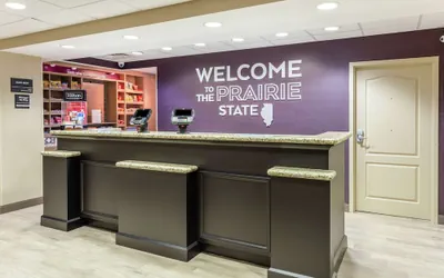 Photo 4 - Hampton Inn & Suites Chicago-Libertyville