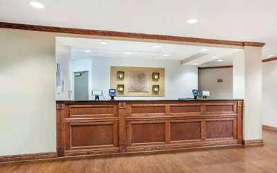 Photo 3 - Comfort Inn & Suites Daphne Spanish Fort - Mobile East