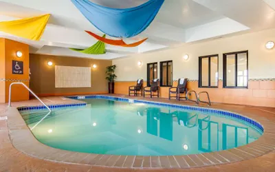 Photo 2 - Comfort Inn & Suites Brighton Denver NE Medical Center