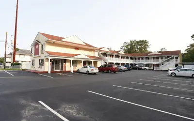 Photo 2 - Country View Inn & Suites Atlantic City