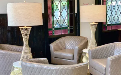 Photo 5 - Stratford Inn