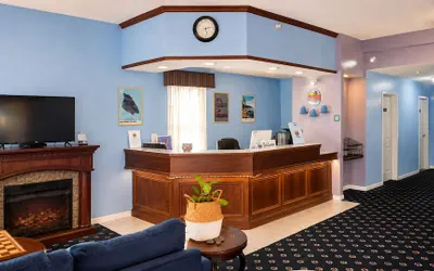 Photo 2 - Up North Hotel (formerly Voyager Inn)