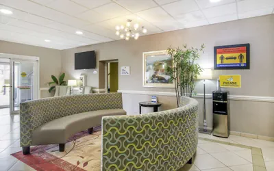 Photo 4 - Best Western Plus Brunswick Inn & Suites