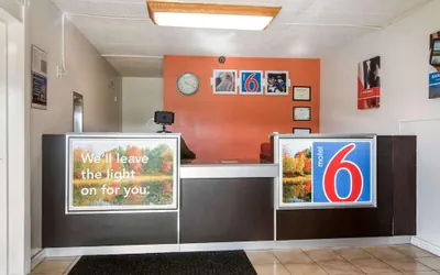 Photo 3 - Motel 6 New Stanton, PA