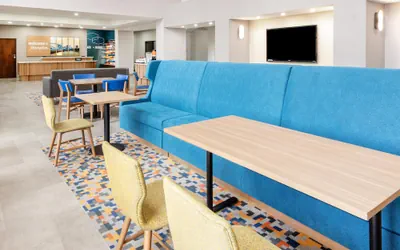 Photo 4 - Hampton Inn and Suites Fort Worth/Forest Hill