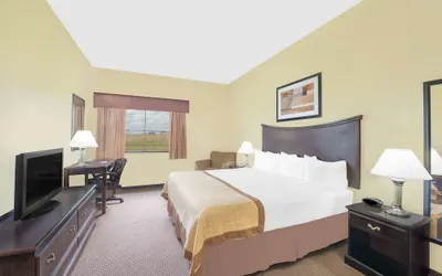 Photo 5 - Baymont by Wyndham Snyder