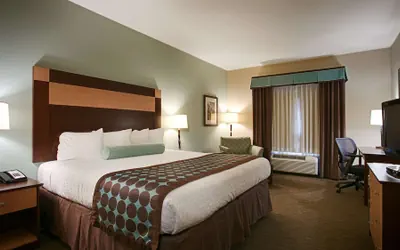 Best Western Plus Texarkana Inn & Suites