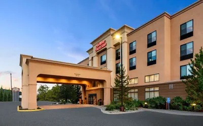 Photo 2 - Hampton Inn & Suites Fairbanks