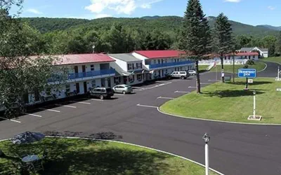 Photo 2 - Rodeway Inn Lincoln I-93